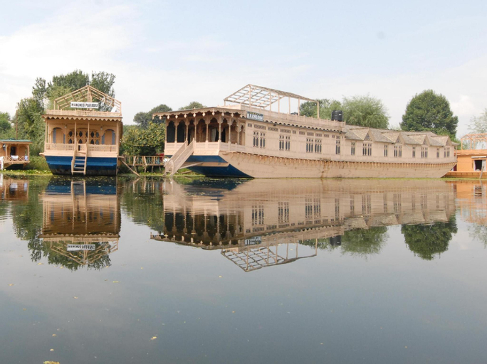 Khilona Group of Houseboat, Srinagar
