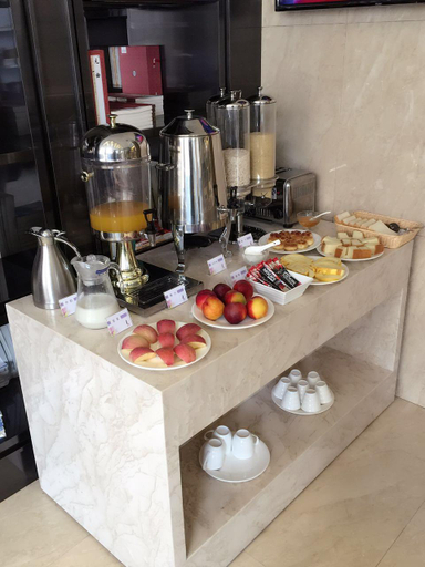 Food & Drinks 5, Lavande Hotels·Dalian Zhuanghe Xiangyang Road, Dalian