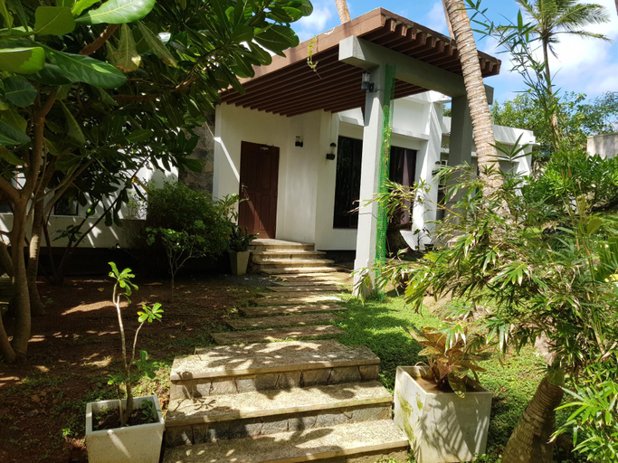 Others 3, Rumasalla Villas, Habaraduwa