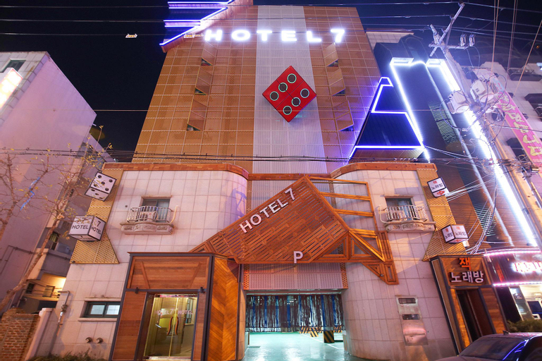 Hotel 7, Cheongju