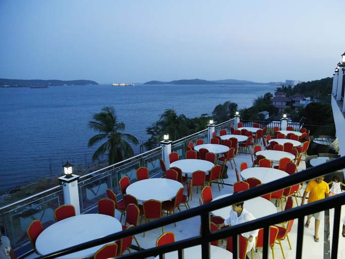 Others 5, Villa Hotel, Trincomalee Town and Gravets