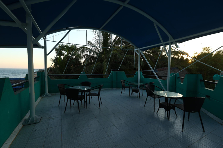 Food & Drinks 2, Lamel Cove Beach Resort, Viluppuram