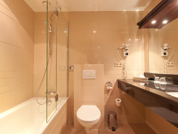 Bathroom 4, XO Hotels Blue Tower, Amsterdam