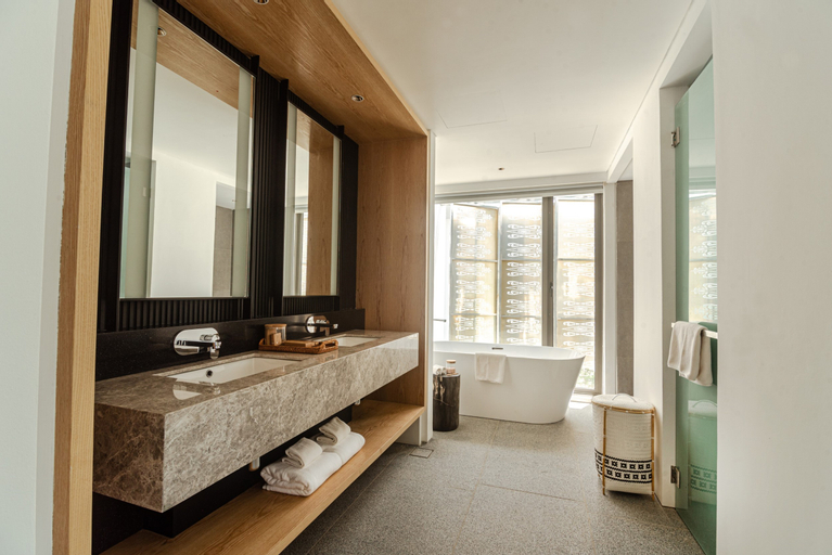 Bathroom 4