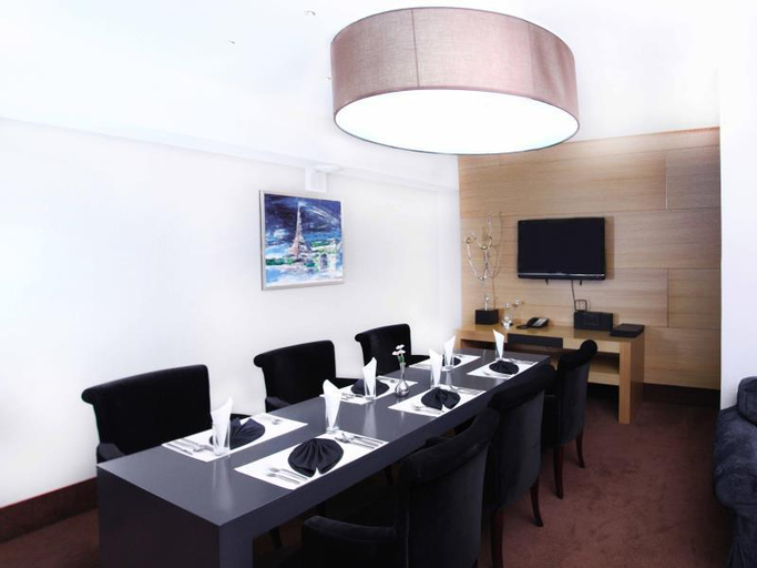 Food & Drinks 3, The Corporate Hotel and Convention Centre, Ulan Bator