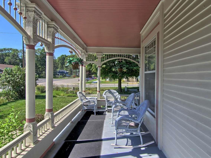 Others 4, Grand Victorian B&B Inn, Antrim