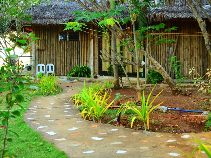 Others 4, Toris Backpackers Paradise, San Juan