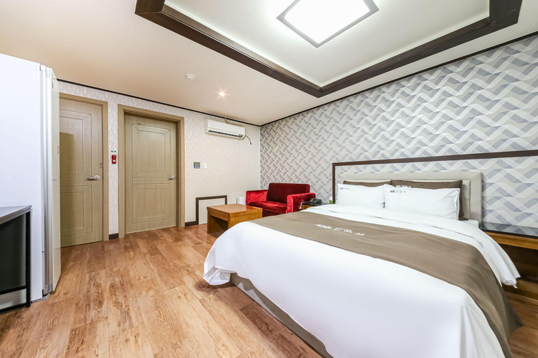 Bedroom 2, Gochang Hotel Moyangseong, Gochang