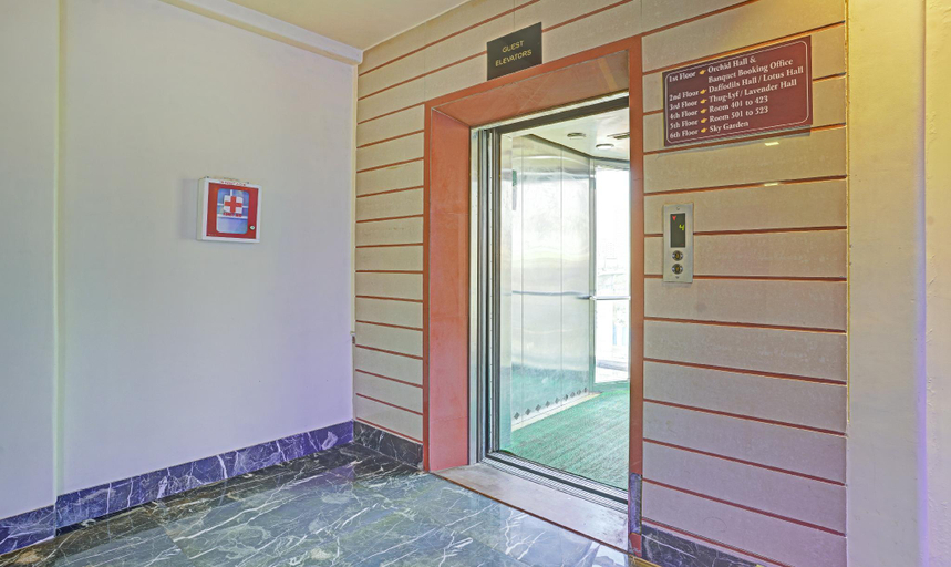 Public Area 3, Treebo De Grandeur Anand Nagar, Thane