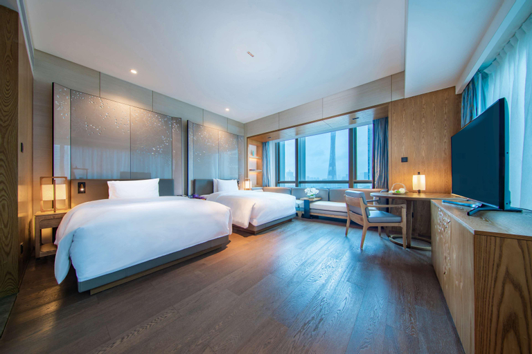 Bedroom 12