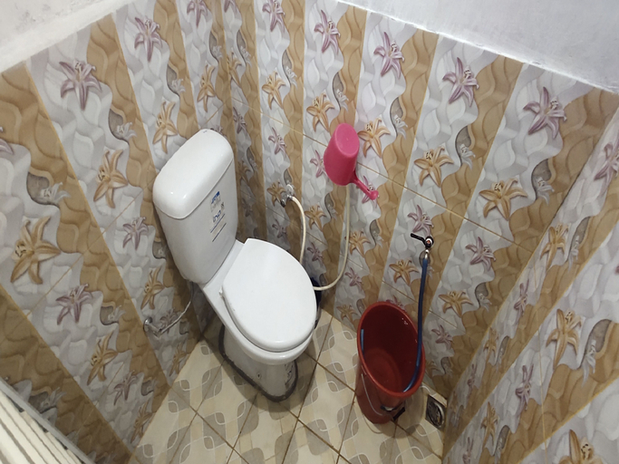 Bathroom 5, Homestay Kastini, Banyuwangi