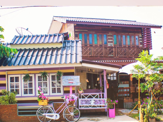 Baanchompoo Homestay, Amphawa