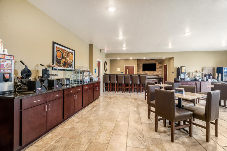 Food & Drinks 5, Cobblestone Hotel Suites - Cozad, Dawson