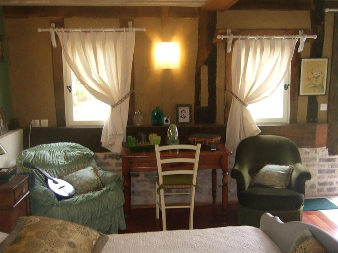 Bedroom 2, Les Chambres de Pontfol, Calvados
