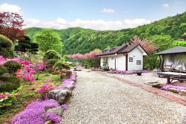 Others 3, Jinan Big Rock Pension, Jinan