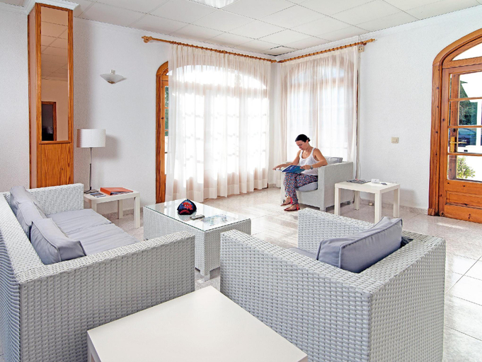 Public Area 4, Apartamentos Playa Blanca, Baleares