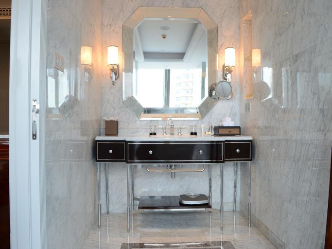 Bathroom 4, Xian Jue Vu Hotel, Xi'an