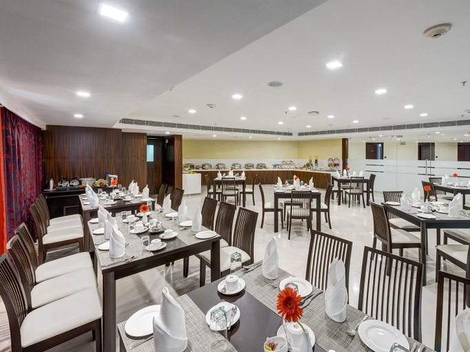 Food & Drinks 5, The Fern Residency Galaxy Mall, Barddhaman