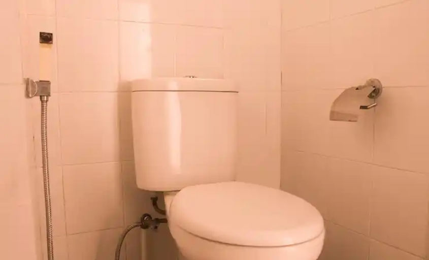 Bathroom 5, J Residence Gateway Ahmad Yani, Bandung