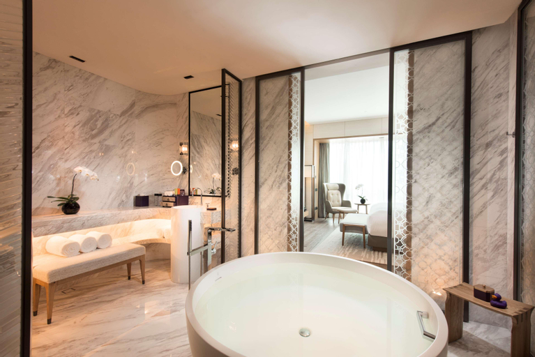 Bathroom 13