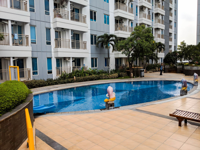 Sport & Beauty 5, Comfy and Modern Wonderful 2BR Apartment at Tanglin Supermall Mansion By Travelio, Surabaya