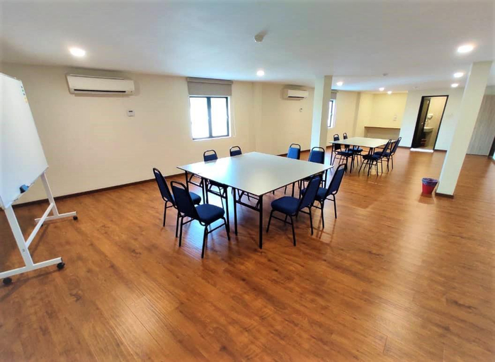 Others 4, APPLE Suites Hotel, Manjung