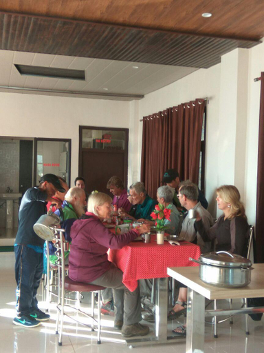 Food & Drinks 5, Hotel Bala Paradise Munsiyari, Pithoragarh
