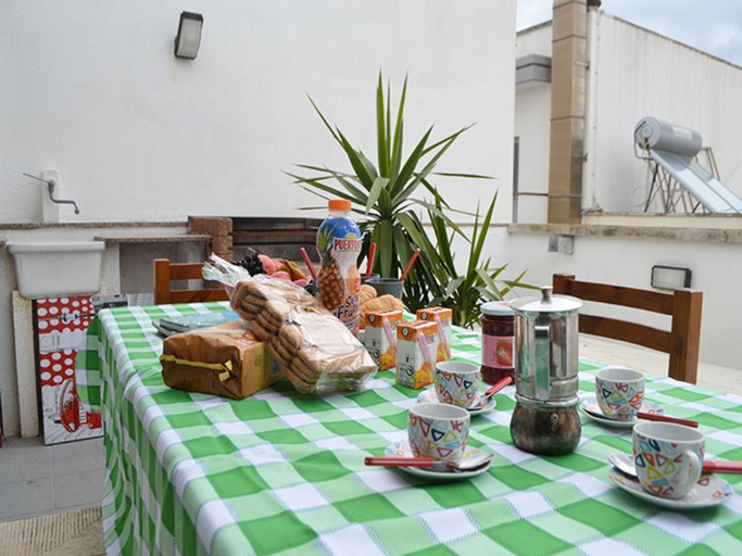 Others 3, Apartment Directly On The Beach With Air Conditioning And Terrace Pets Allowed, Lecce