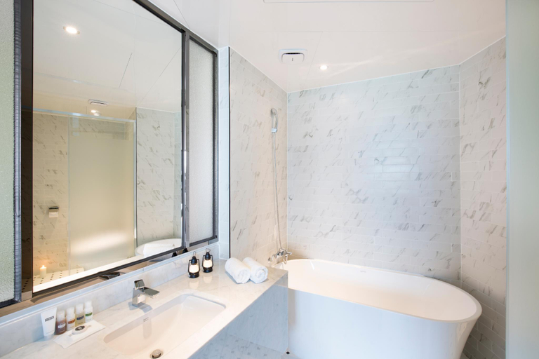 Bathroom 4, Brown Dot Hotel Chungmugong, Jinju
