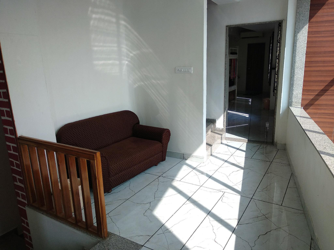Others 4, Hotel Milan, Ahmadabad