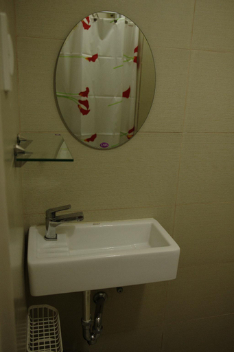 Bedroom 4, Green Residences Stays by PBYY, Manila City