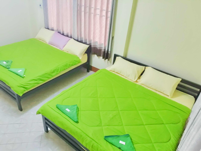 Bedroom 2, Mae Rampung Beach House N2 (Karaoke and Children's Pool), Muang Rayong