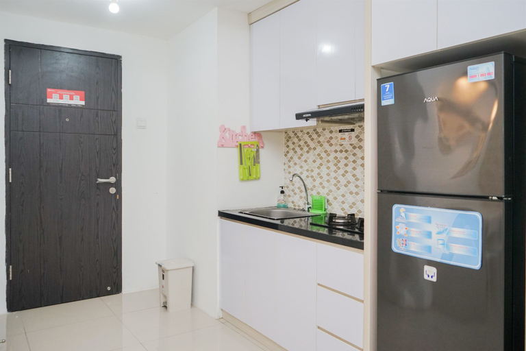 Others 4, Nice and Comfort 1BR at Baileys Apartment By Travelio, Tangerang Selatan