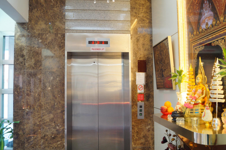 Others 4, BudgetOne Hotel, Singapore