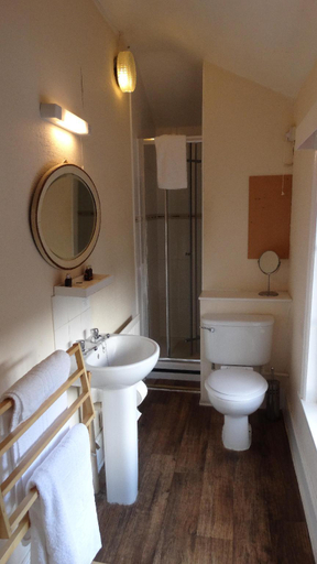 Bathroom 3, The New Forest Inn, Hampshire