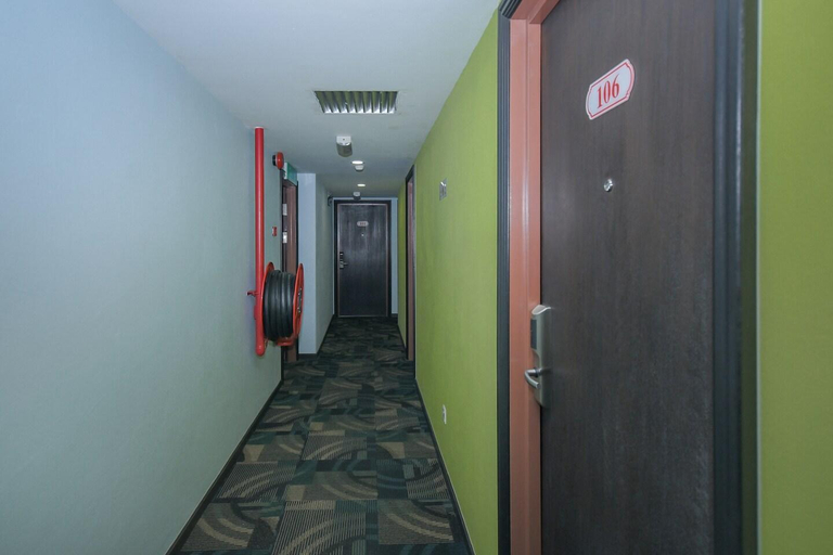 Others 4, Sunshine Inn, Bintulu