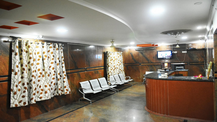 Food & Drinks, Hotel Govind Heights, Chittoor