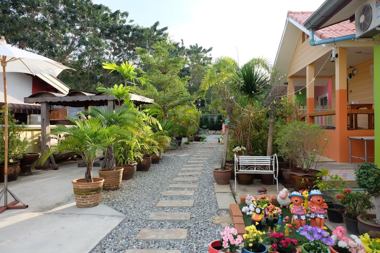 Others 4, Thippawan Bungalow, Koh Si Chang