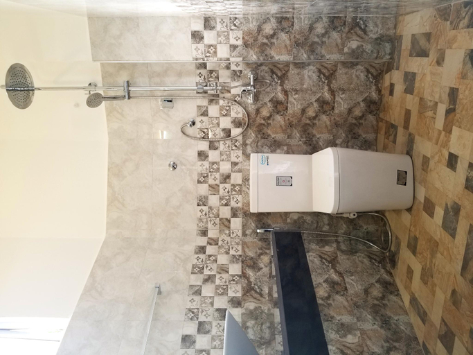 Bathroom 3, Queens mount, K.F.G. & G. Korale