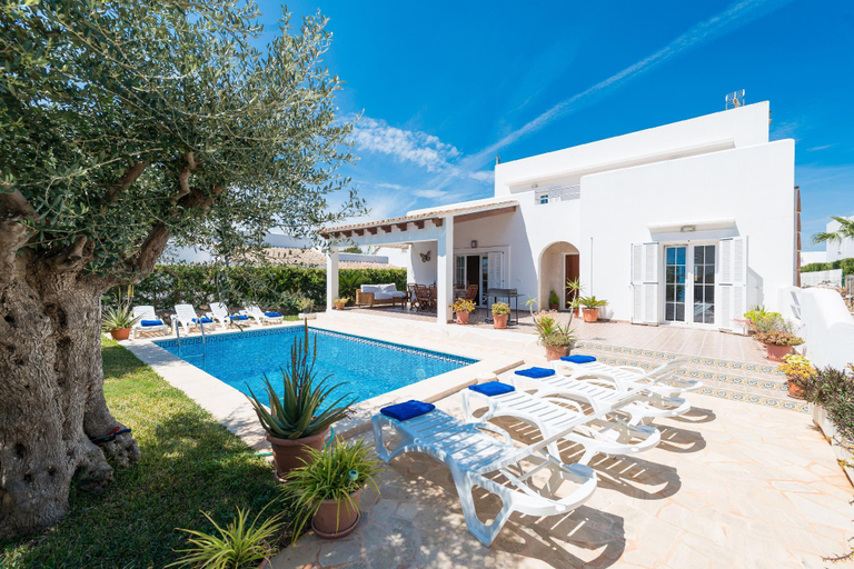 Sport & Beauty 2, VILLA CALA FERRERA, Baleares