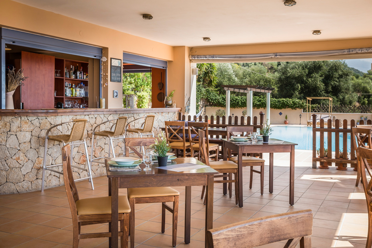 Food & Drinks 3, Diana Studios, Ionian Islands