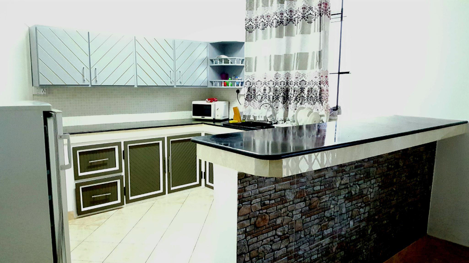 Kitchen, Bluebay Appartments