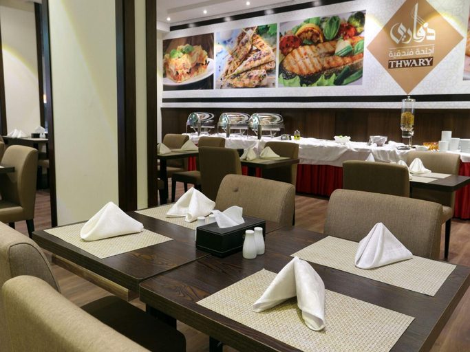 Food & Drinks 4, Thwary Hotel Suite 2, Riyadh