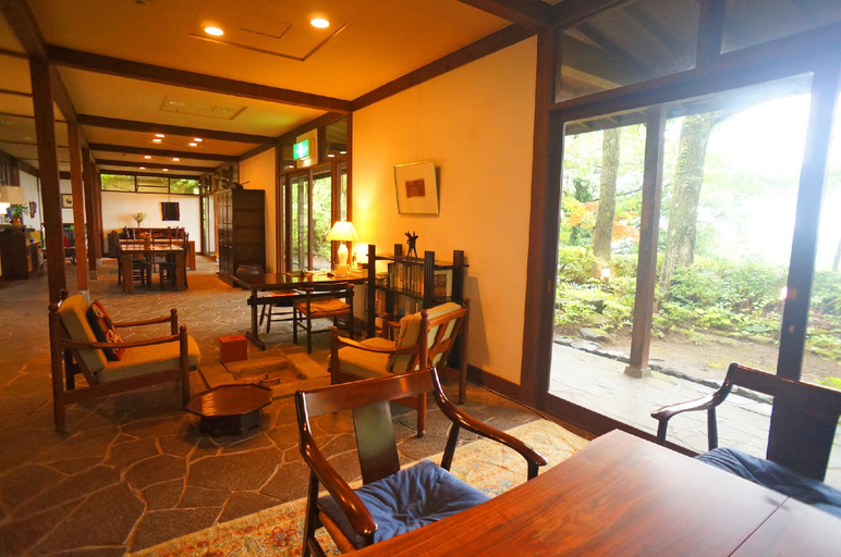 Public Area 2, Auberge Kunugiya, Yufu