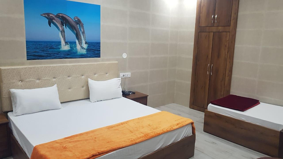 Bedroom 2, Krishna Dreams, Dehradun