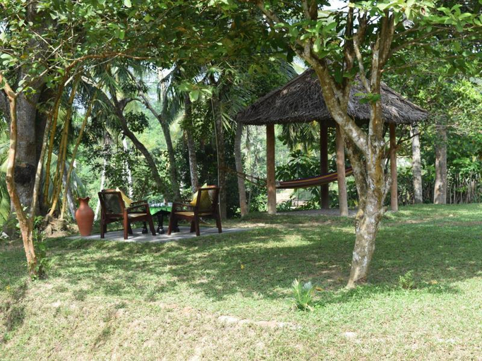 Others 4, Muthu Nila, Weligama