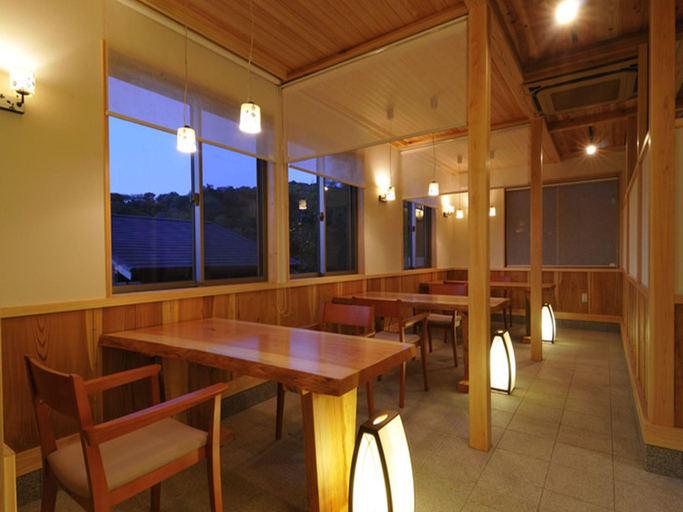 Food & Drinks 3, Umi no Hana, Atami