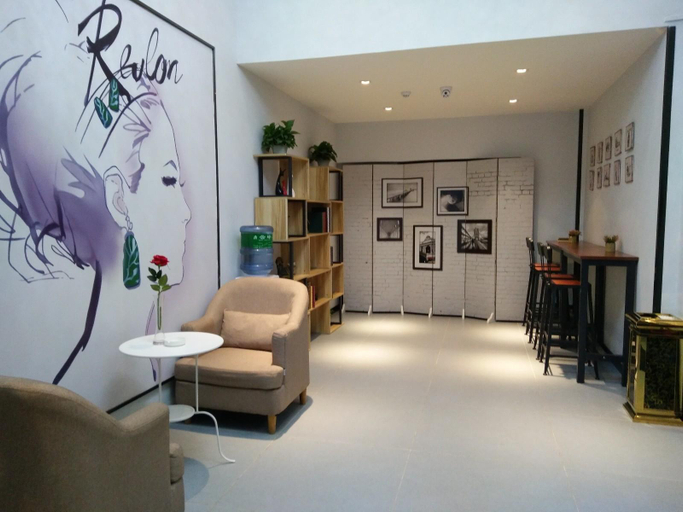 Public Area 3, 7 Days Premium. Chongqing Qijiang District Government Store, Chongqing