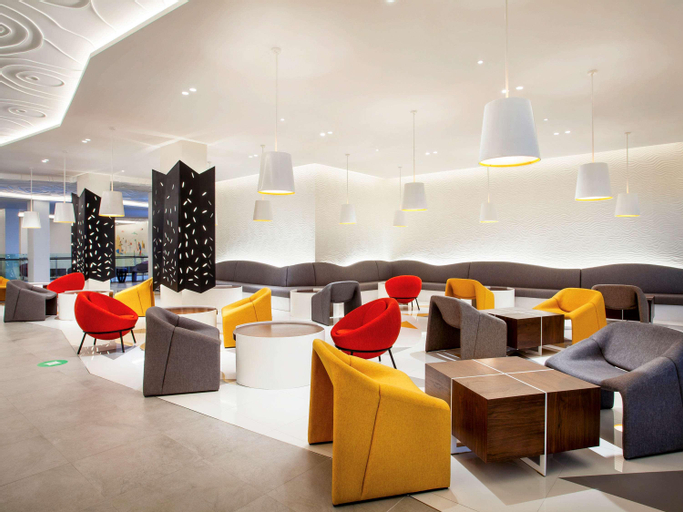 Public Area 4, ibis Styles Bandung Grand Central, Bandung