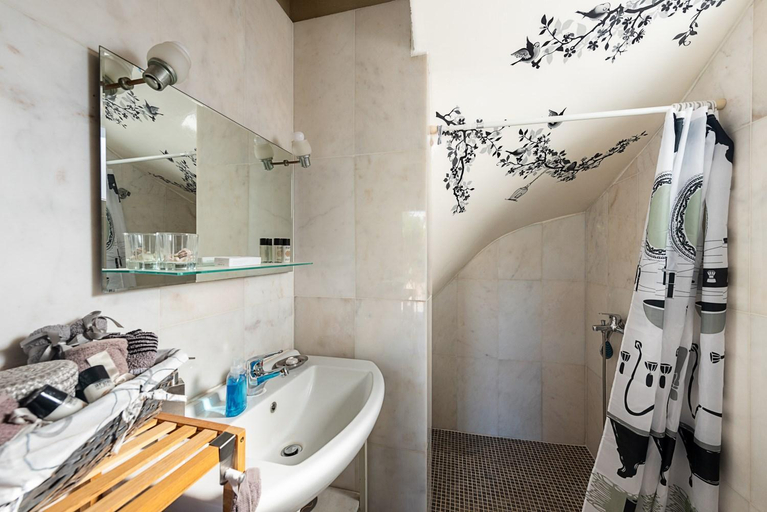 Bathroom 4, JACUZZI Villa, huge GARDEN, at Kalithea Springs, South Aegean